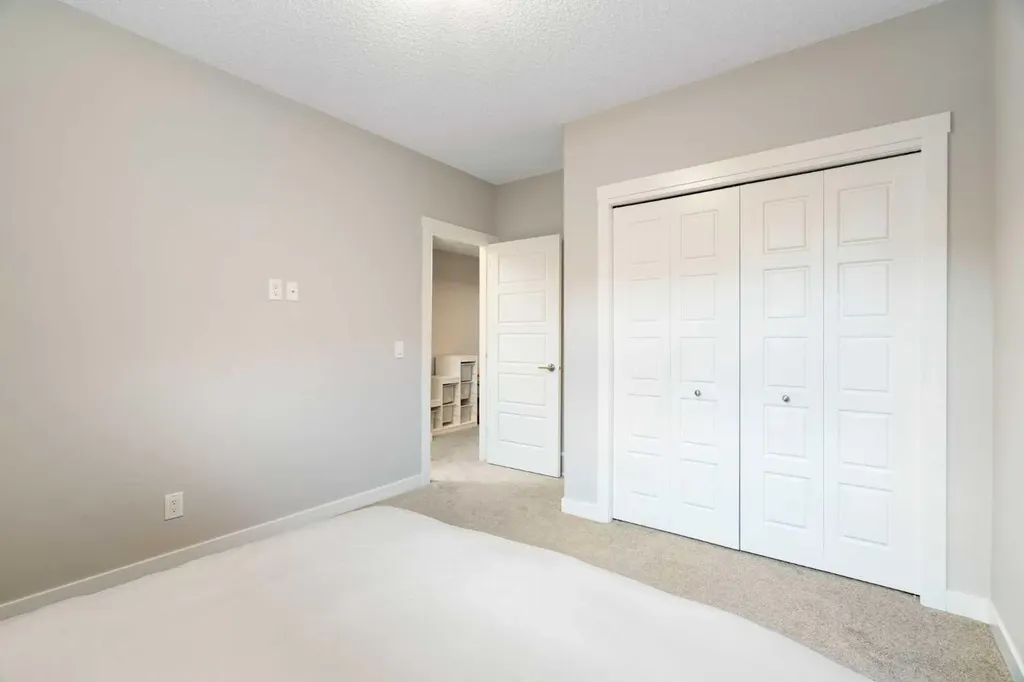 170 Seton Grove SE Calgary AB T3M 2Y9