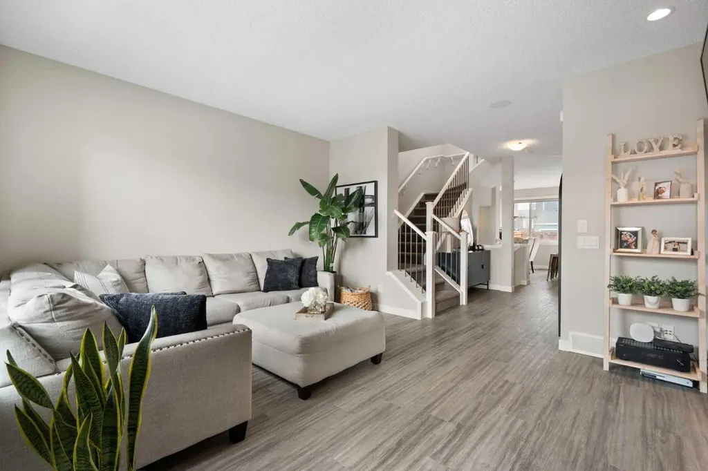 170 Seton Grove SE Calgary AB T3M 2Y9