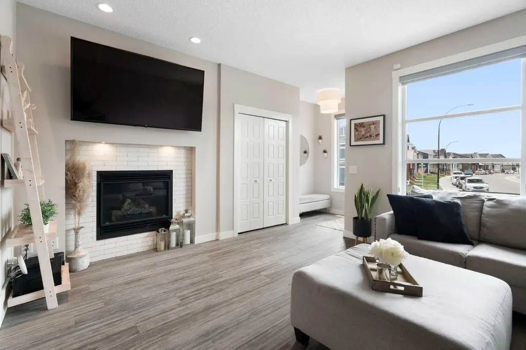 170 Seton Grove SE Calgary AB T3M 2Y9
