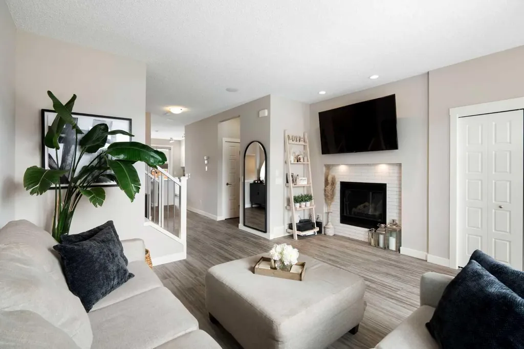 170 Seton Grove SE Calgary AB T3M 2Y9