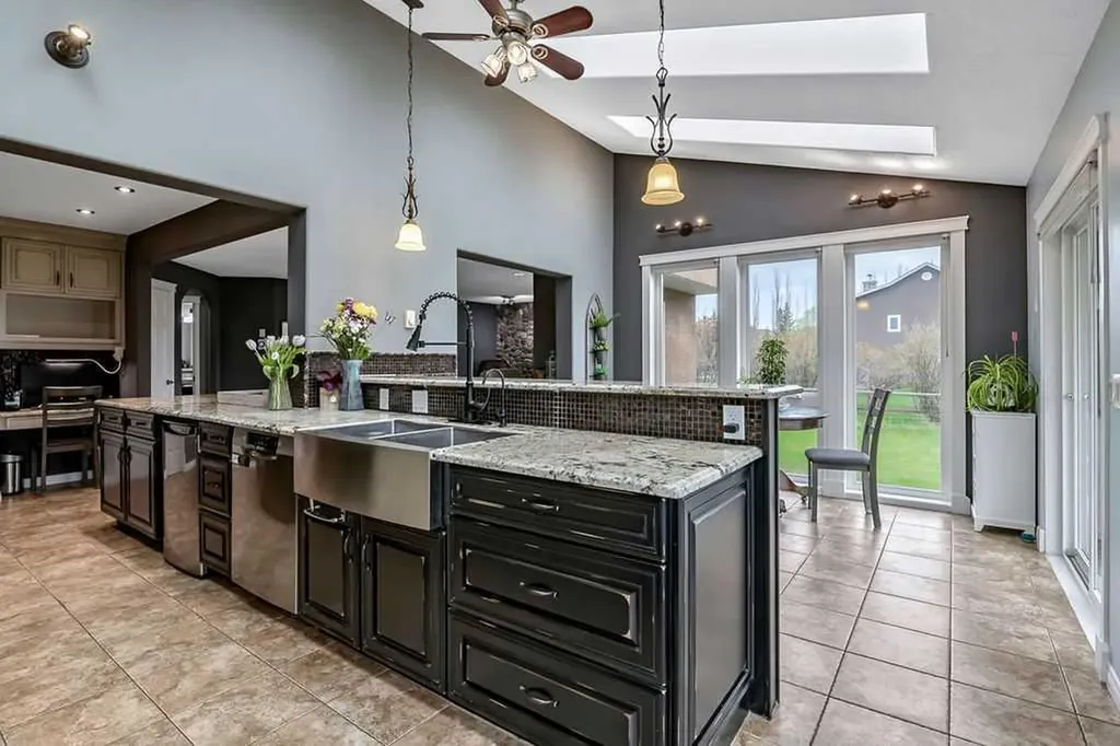 1105 Turner Gate SW Diamond Valley AB T0L 2A0