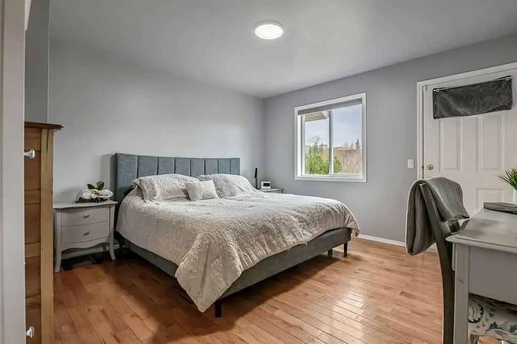 1105 Turner Gate SW Diamond Valley AB T0L 2A0