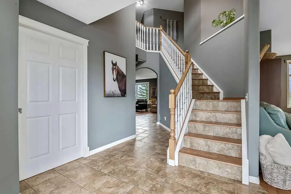 1105 Turner Gate SW Diamond Valley AB T0L 2A0
