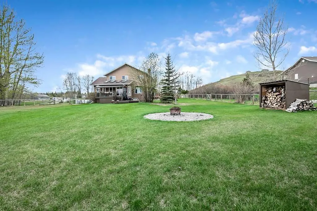 1105 Turner Gate SW Diamond Valley AB T0L 2A0