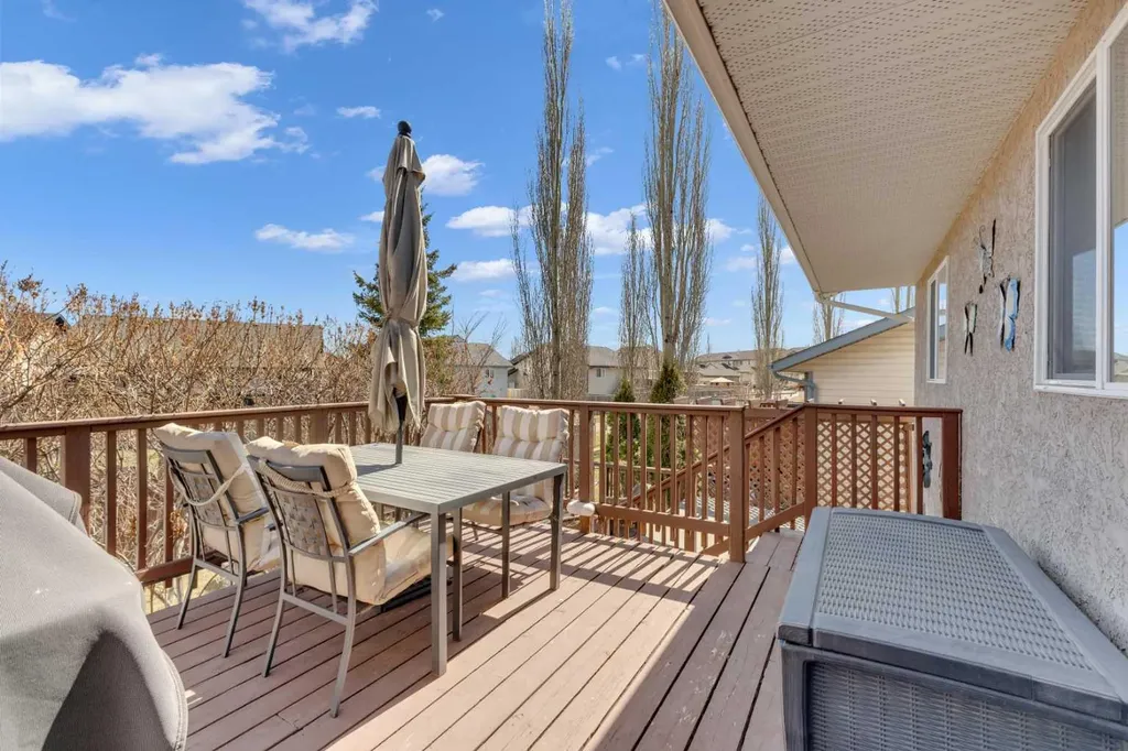 19 Heenan Crescent Sylvan Lake AB T4S 1Y6