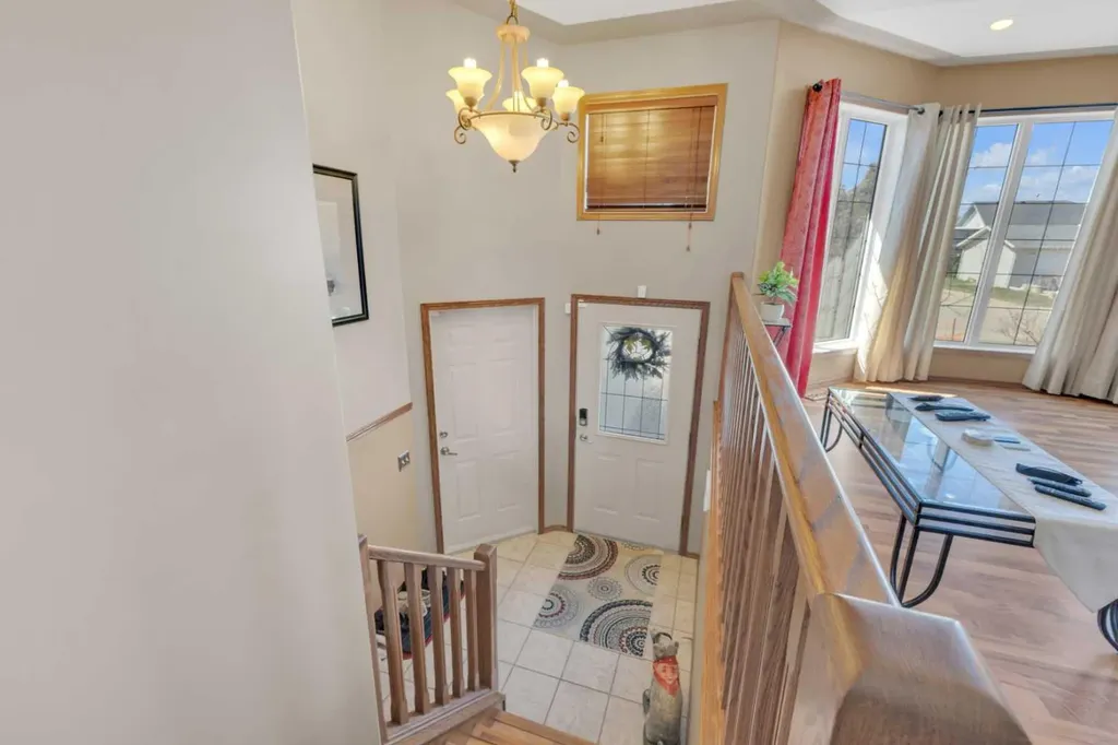 19 Heenan Crescent Sylvan Lake AB T4S 1Y6