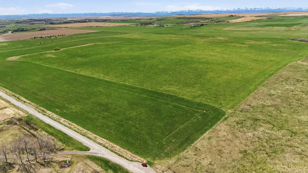 SE - 12- 20 - 1 W5 160 Acres Rural Foothills County AB T1S 6C5