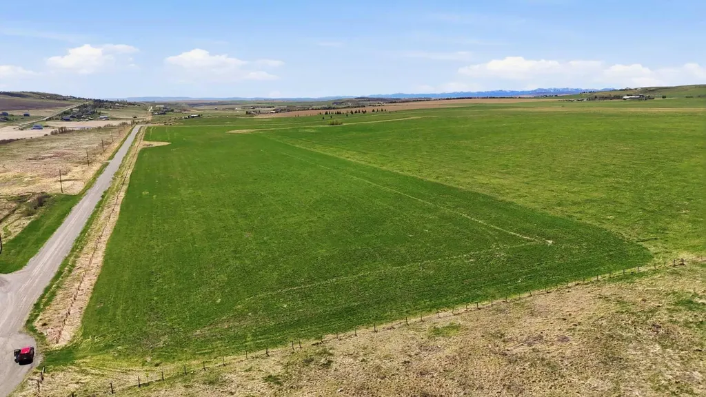 SE - 12- 20 - 1 W5 160 Acres Rural Foothills County AB T1S 6C5