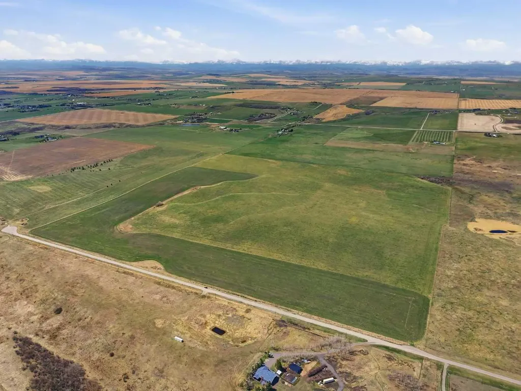 SE - 12- 20 - 1 W5 160 Acres Rural Foothills County AB T1S 6C5