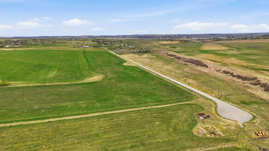 SE - 12- 20 - 1 W5 160 Acres Rural Foothills County AB T1S 6C5