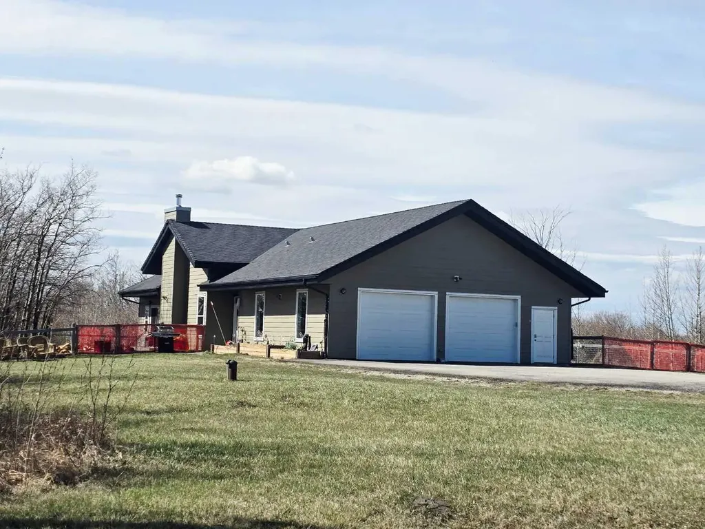 272128 Range Road 291 NE Airdrie AB T4A 2V7