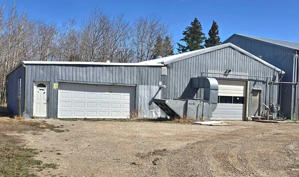 272128 Range Road 291 NE Airdrie AB T4A 2V7