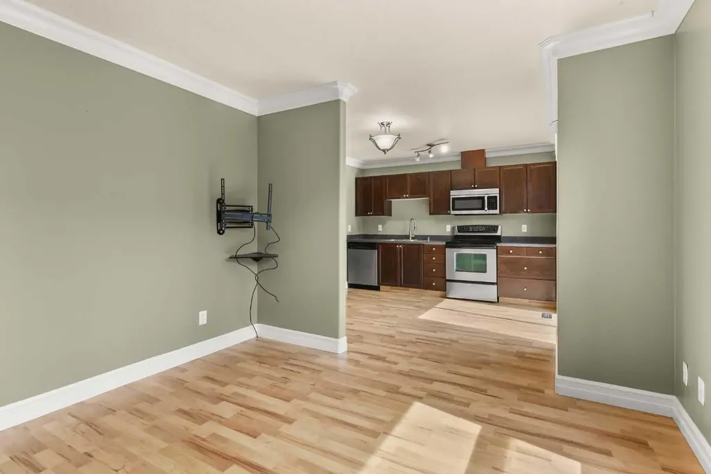 11353 82 Avenue Grande Prairie AB T8W 0A7
