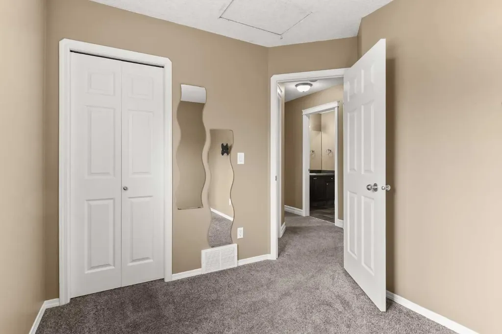 11353 82 Avenue Grande Prairie AB T8W 0A7
