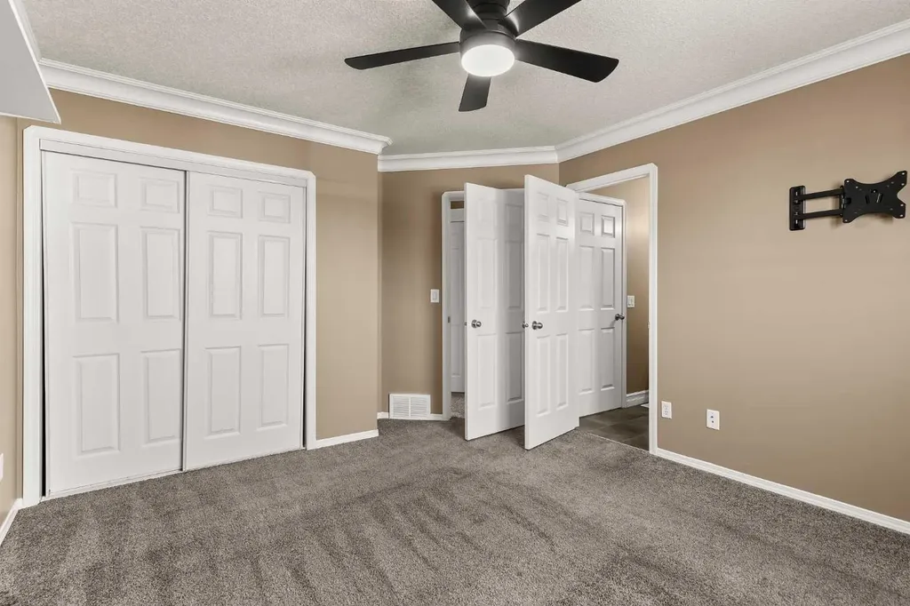 11353 82 Avenue Grande Prairie AB T8W 0A7