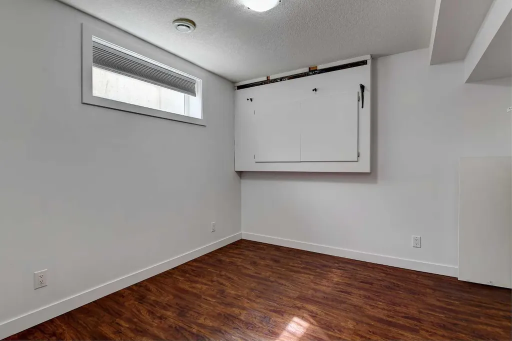 11353 82 Avenue Grande Prairie AB T8W 0A7
