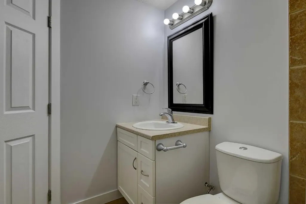 11353 82 Avenue Grande Prairie AB T8W 0A7