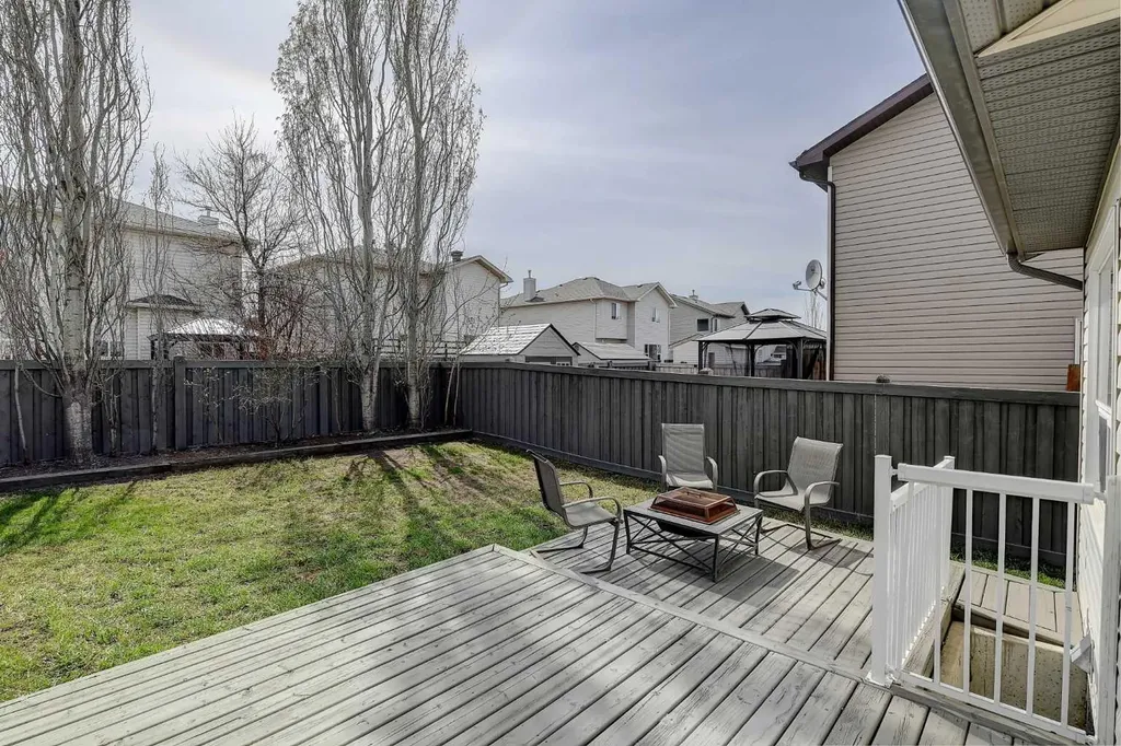 11353 82 Avenue Grande Prairie AB T8W 0A7