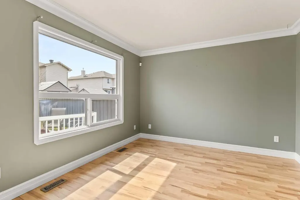 11353 82 Avenue Grande Prairie AB T8W 0A7
