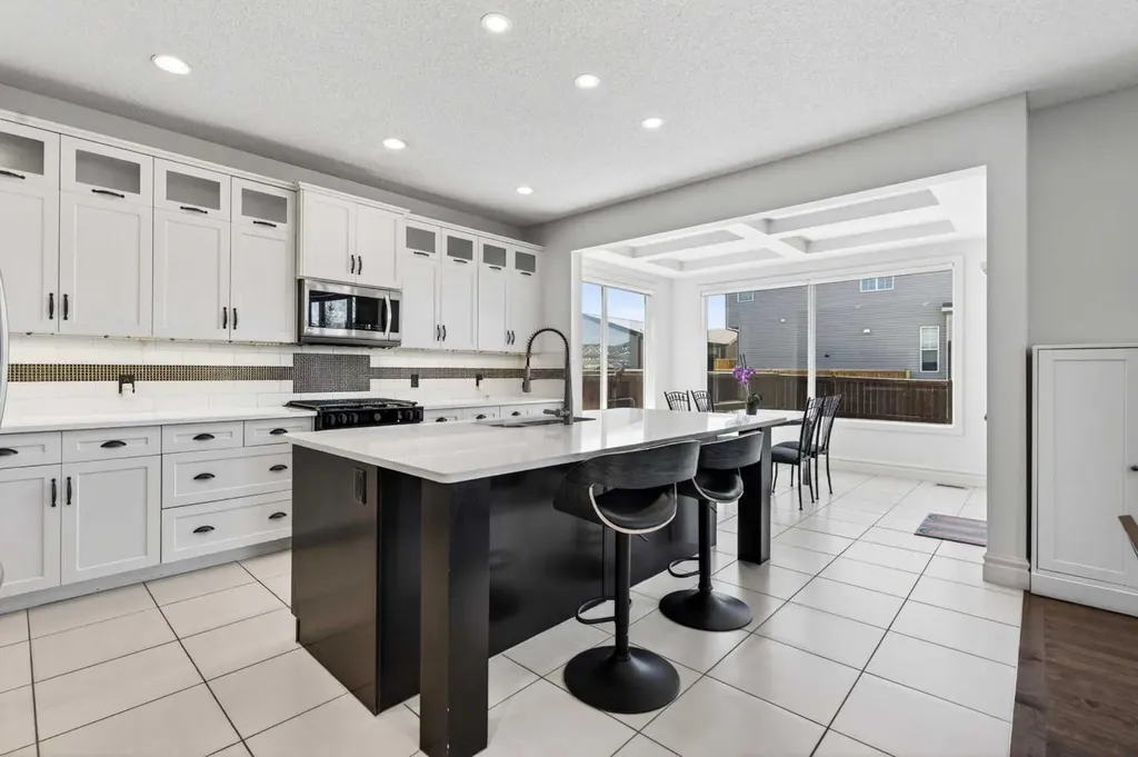 421 Auburn Bay Boulevard SE Calgary AB T3M 0K3