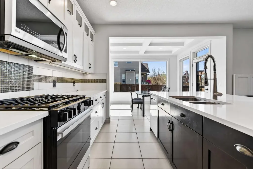 421 Auburn Bay Boulevard SE Calgary AB T3M 0K3