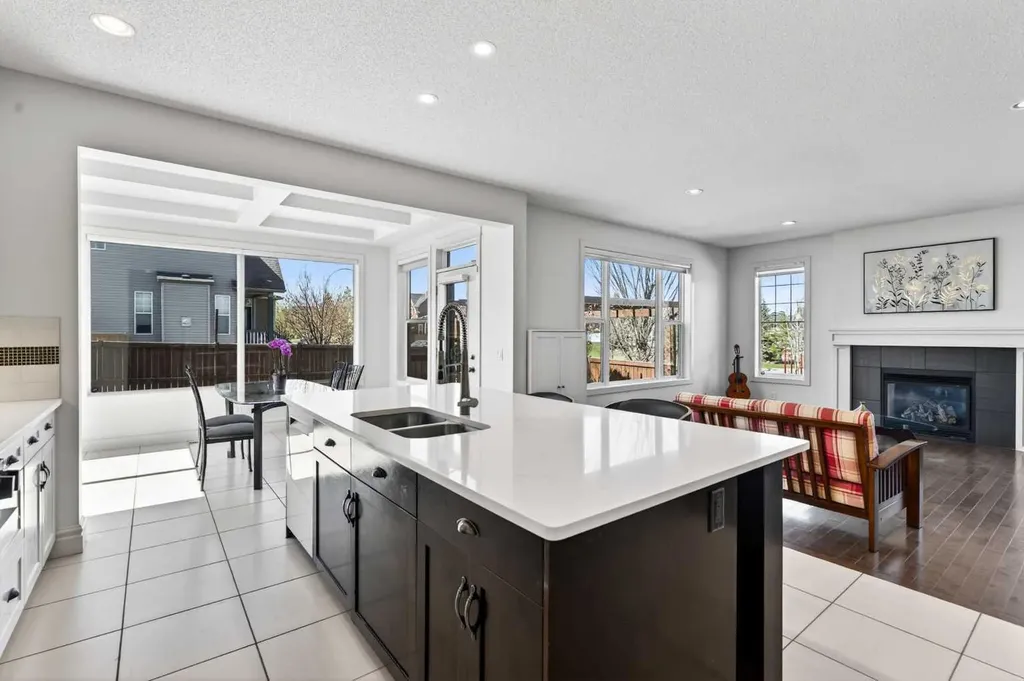 421 Auburn Bay Boulevard SE Calgary AB T3M 0K3