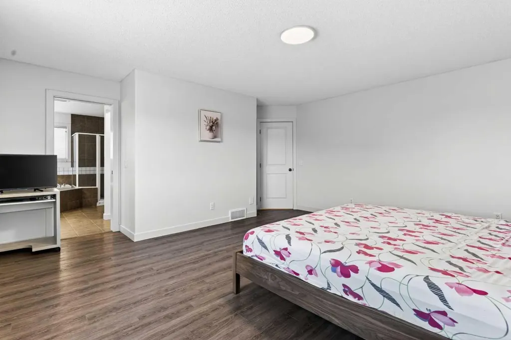 421 Auburn Bay Boulevard SE Calgary AB T3M 0K3