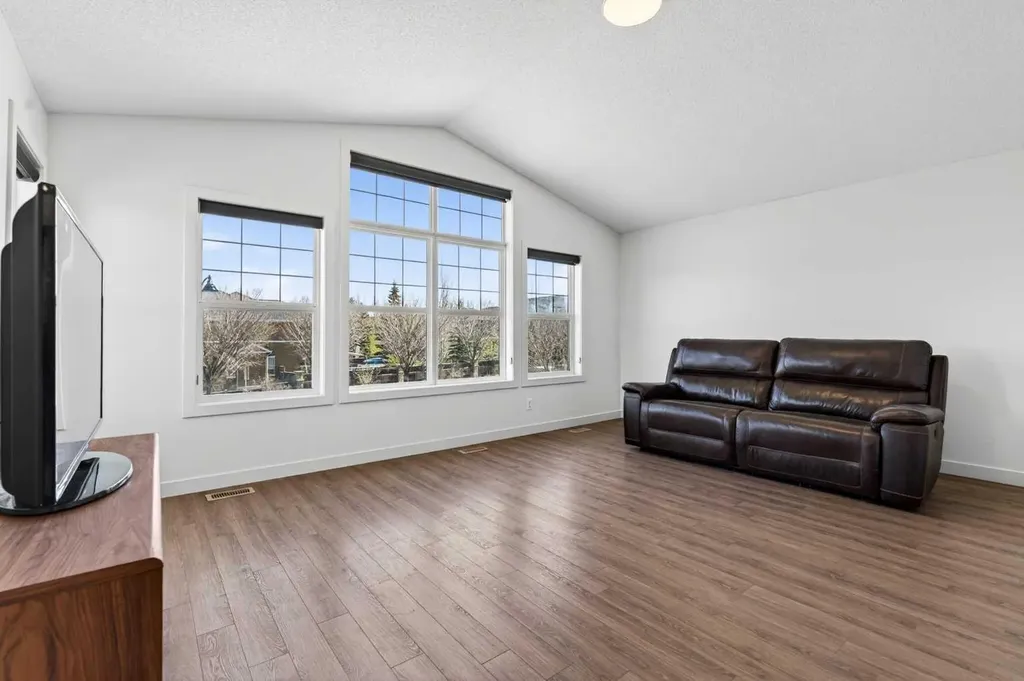 421 Auburn Bay Boulevard SE Calgary AB T3M 0K3