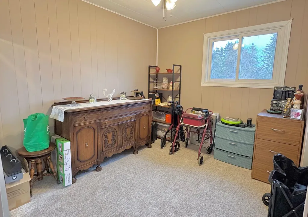 5336 52 Street Close Rocky Mountain House AB T4T1G9