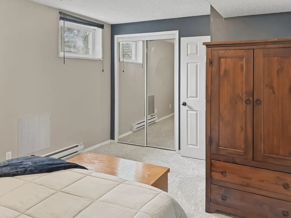 5336 52 Street Close Rocky Mountain House AB T4T1G9