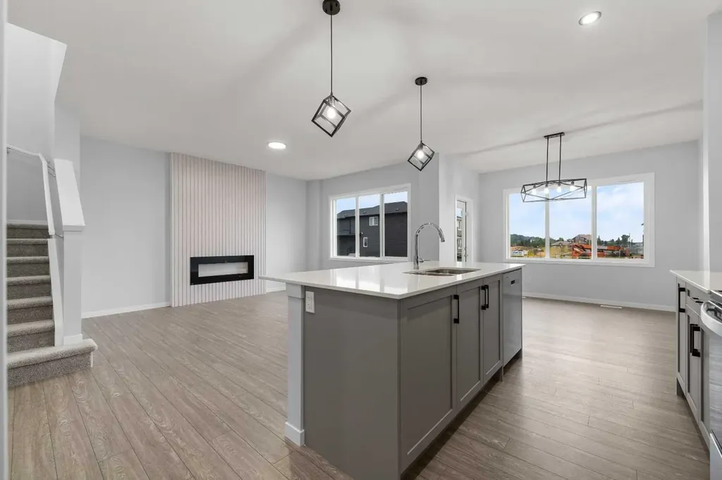 532 Clearwater Heath Chestermere AB T1X 3A5
