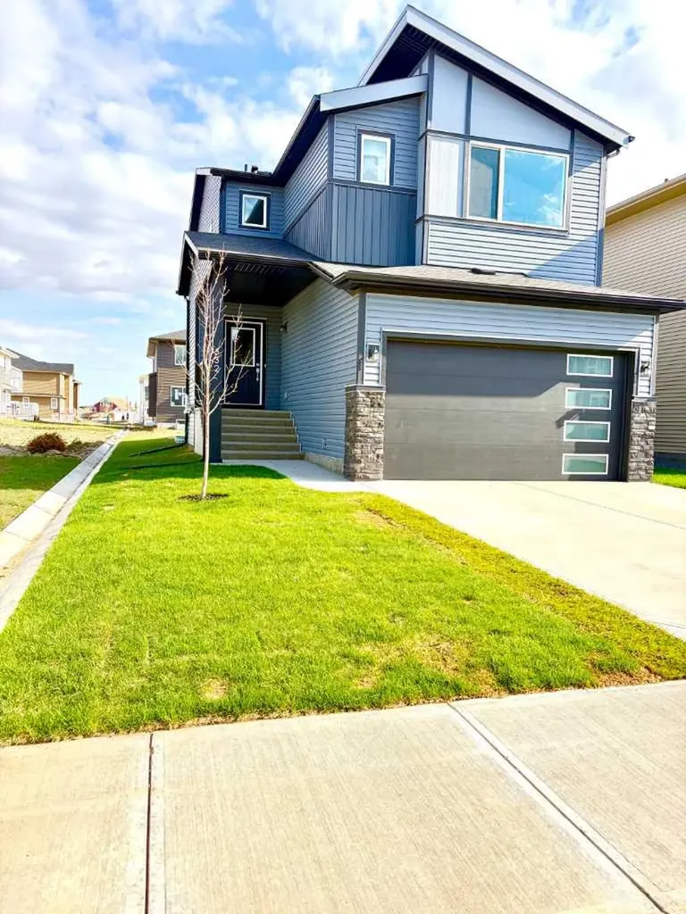 532 Clearwater Heath Chestermere AB T1X 3A5