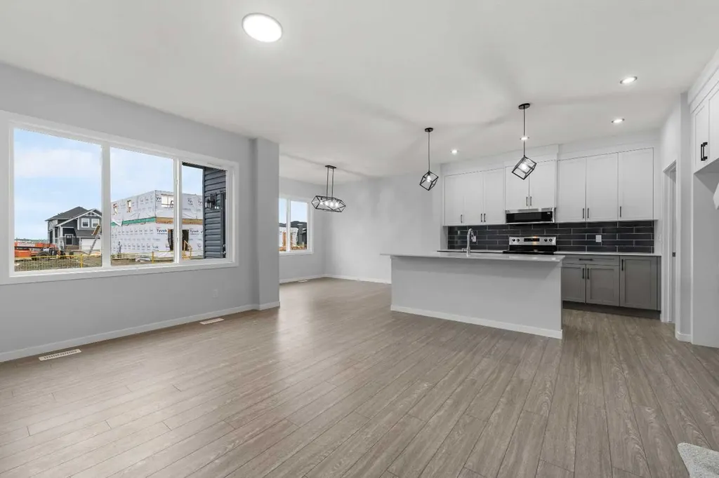 532 Clearwater Heath Chestermere AB T1X 3A5