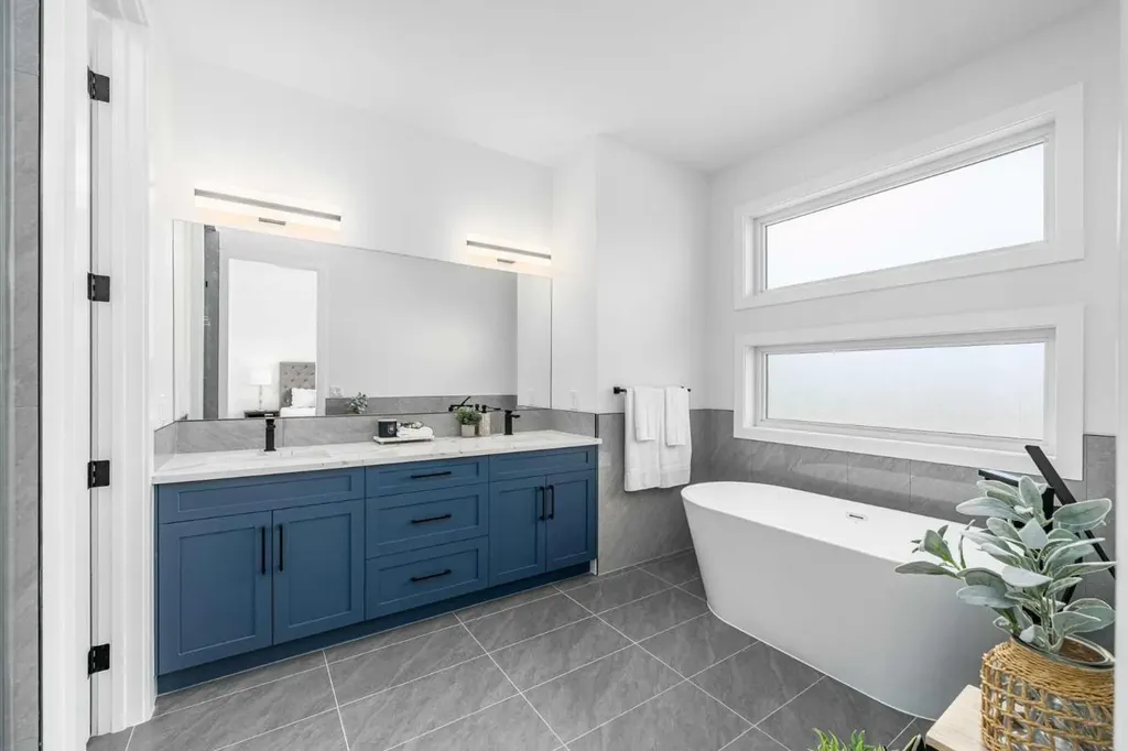 423 Hendon Drive NW Calgary AB T2K 2A1