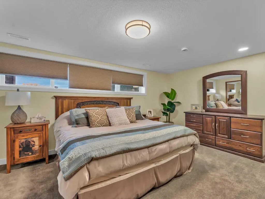 35 Horner Court NE Medicine Hat AB T1C1M1