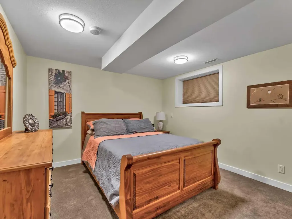 35 Horner Court NE Medicine Hat AB T1C1M1