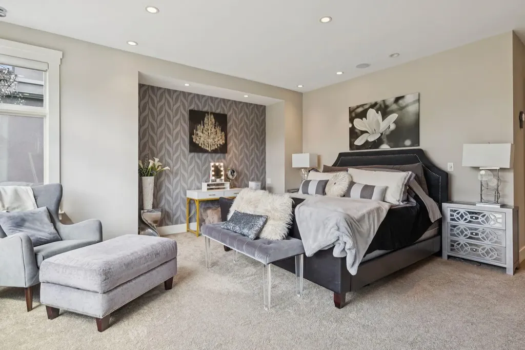 1624 Broadview Road NW Calgary AB T2N 3H1
