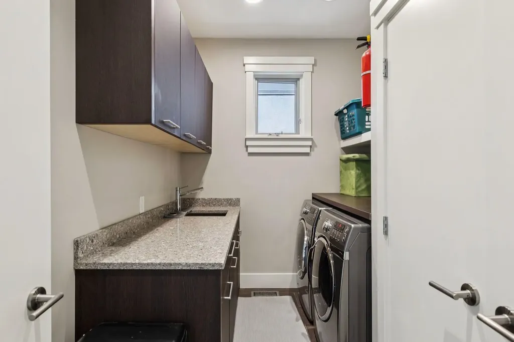 1624 Broadview Road NW Calgary AB T2N 3H1