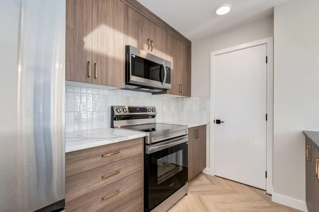 14800 1 Street NW Calgary AB T3P 1H9