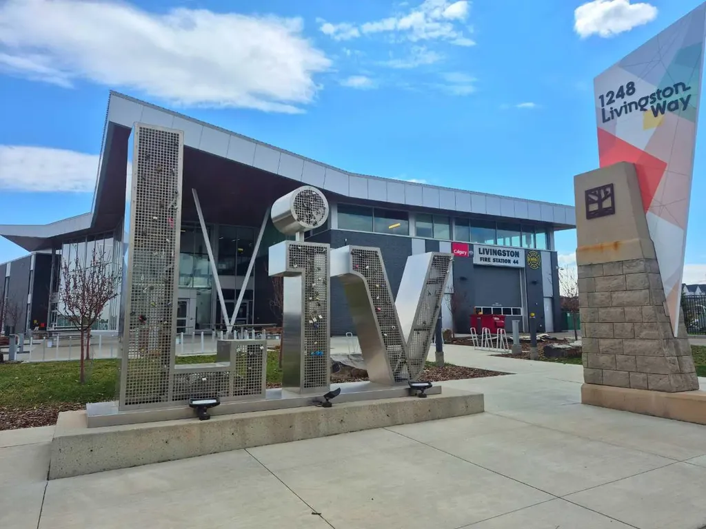 14800 1 Street NW Calgary AB T3P 1H9