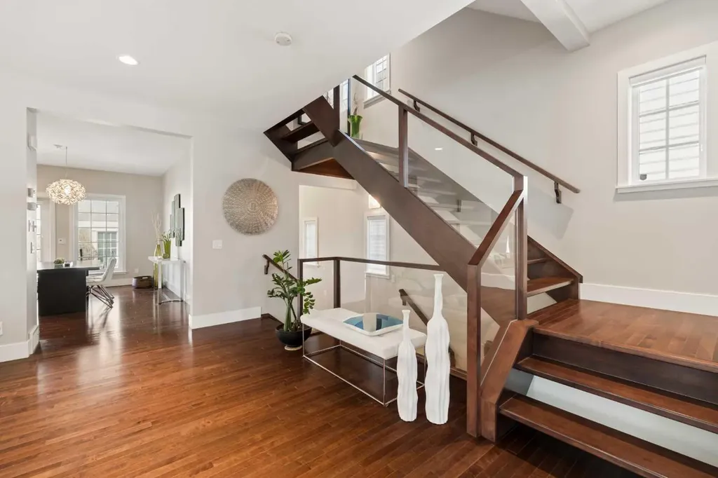 51 Hong Kong Road SW Calgary AB T3E 7A7