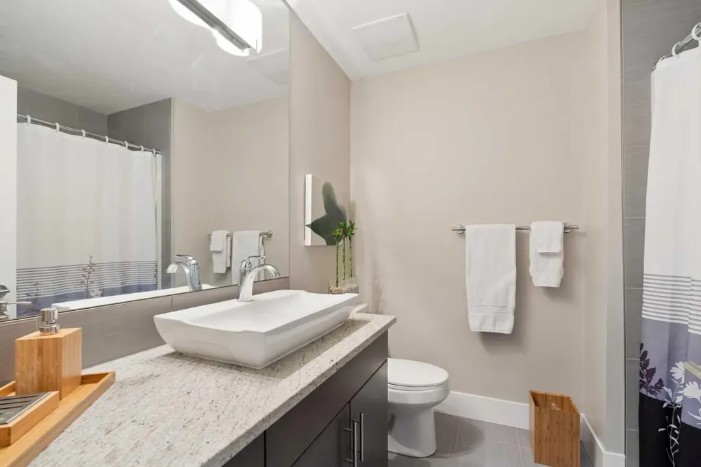 51 Hong Kong Road SW Calgary AB T3E 7A7