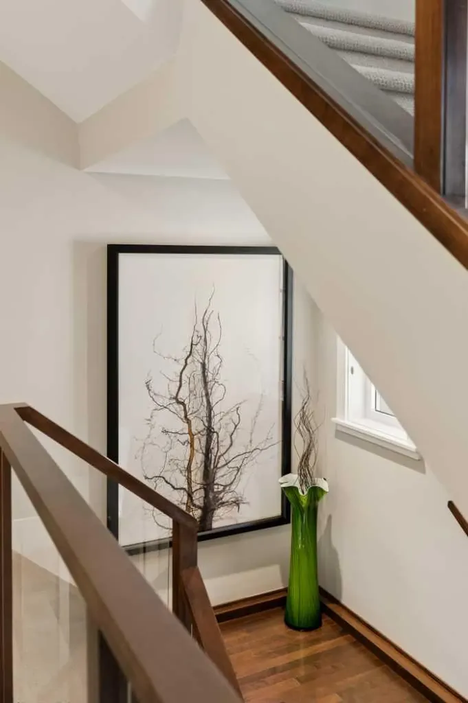 51 Hong Kong Road SW Calgary AB T3E 7A7