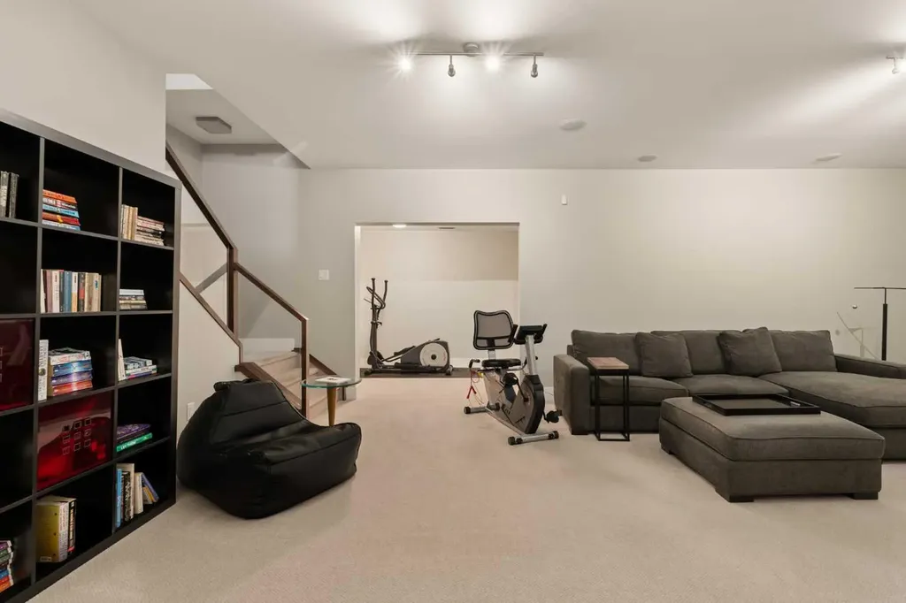 51 Hong Kong Road SW Calgary AB T3E 7A7