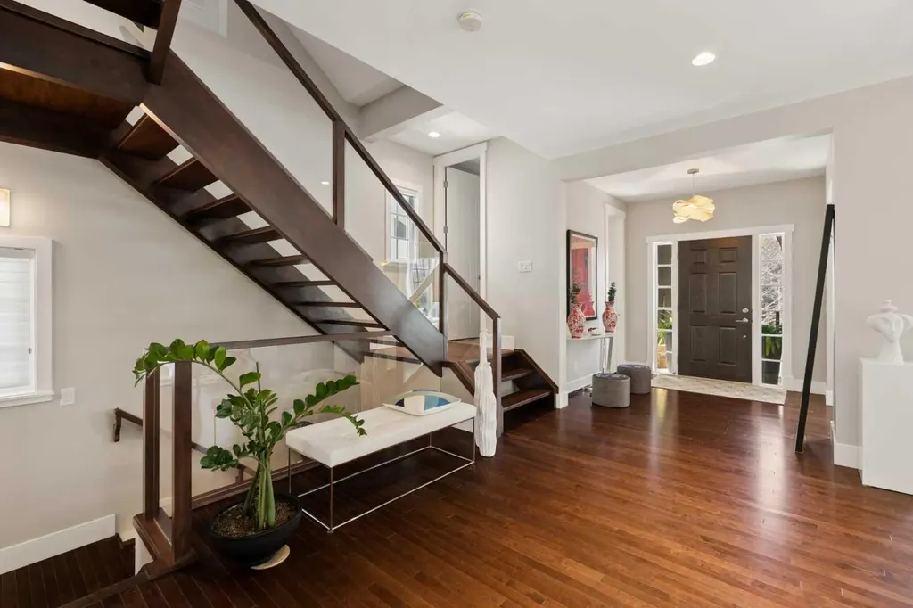 51 Hong Kong Road SW Calgary AB T3E 7A7