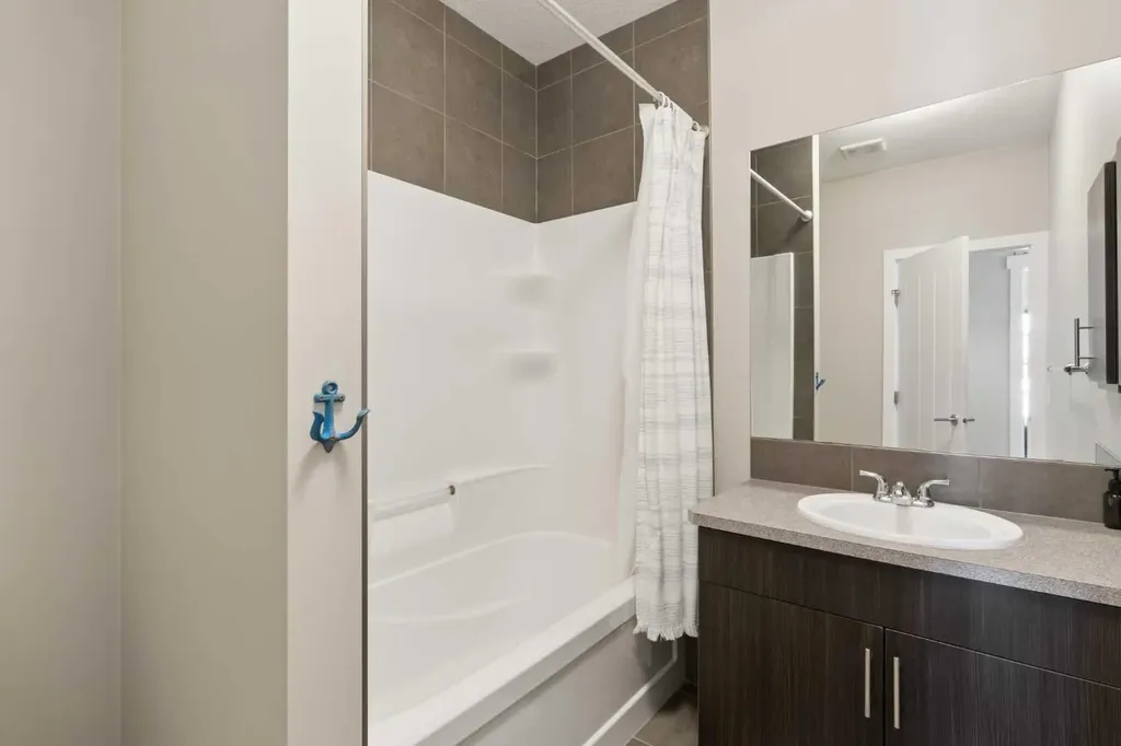 51 Hong Kong Road SW Calgary AB T3E 7A7