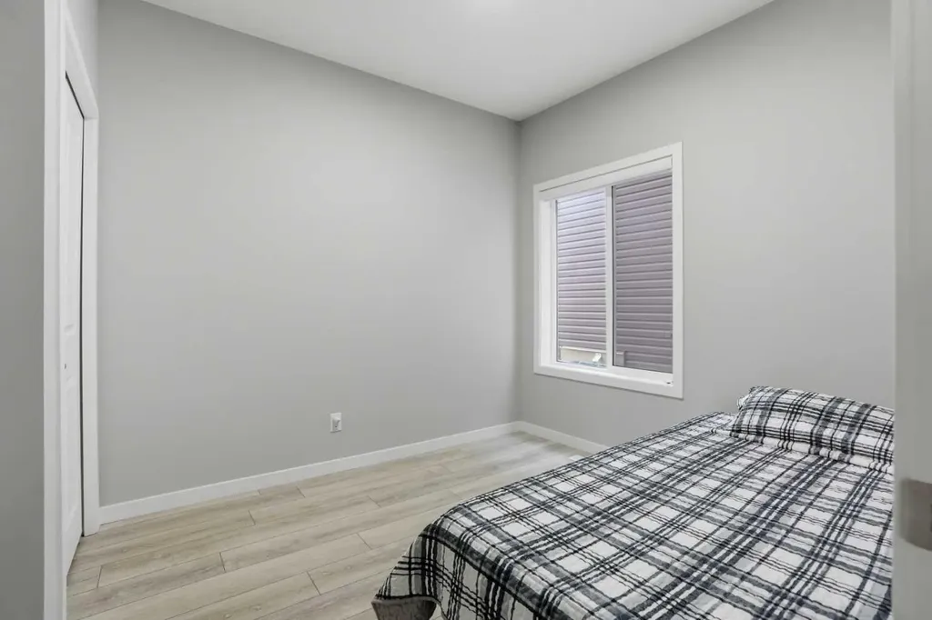 276 Calhoun Crescent NE Calgary AB T3P 2E9