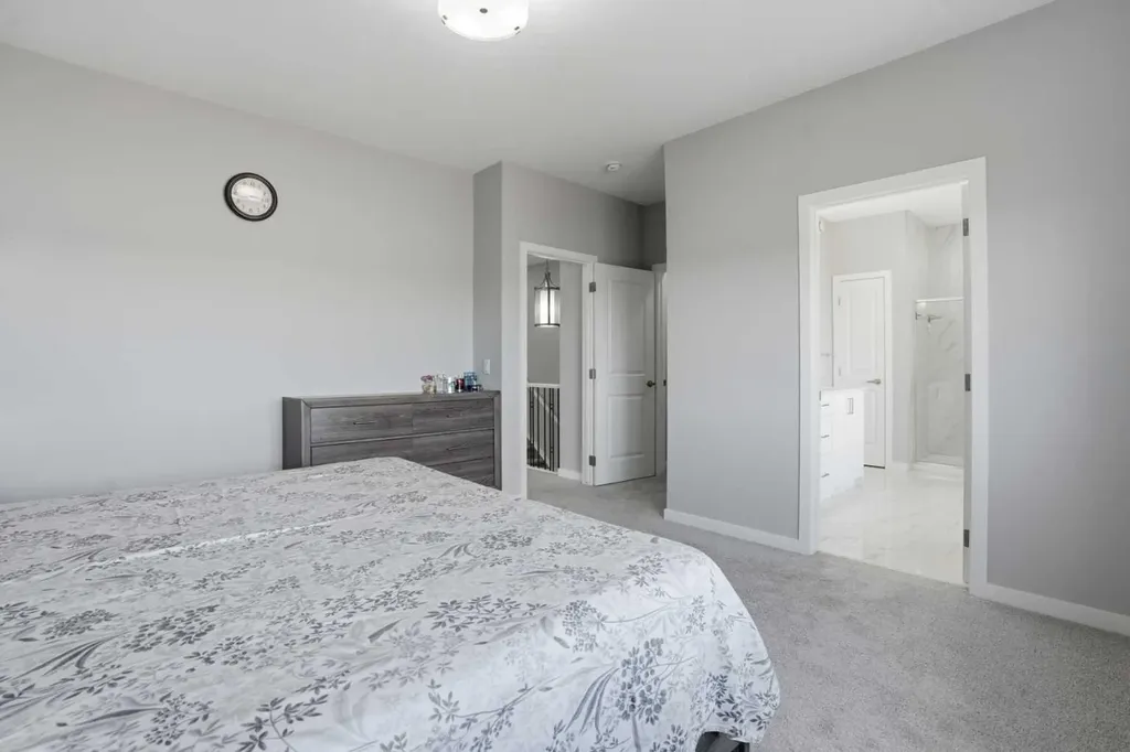 276 Calhoun Crescent NE Calgary AB T3P 2E9