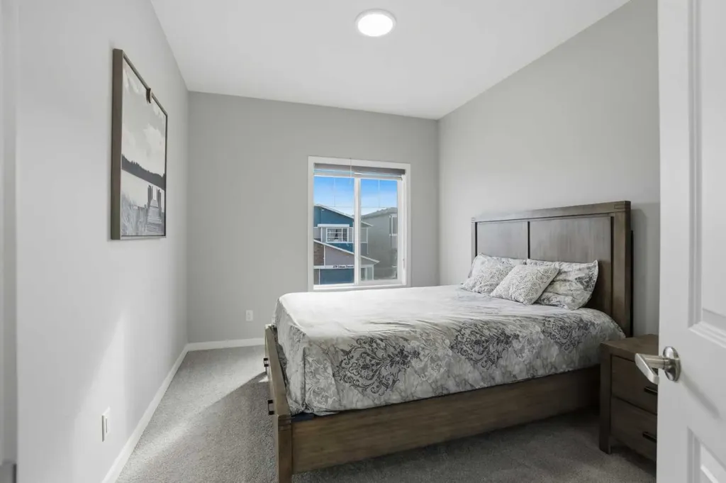 276 Calhoun Crescent NE Calgary AB T3P 2E9