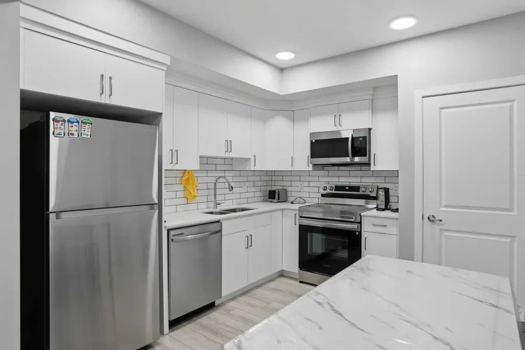 276 Calhoun Crescent NE Calgary AB T3P 2E9